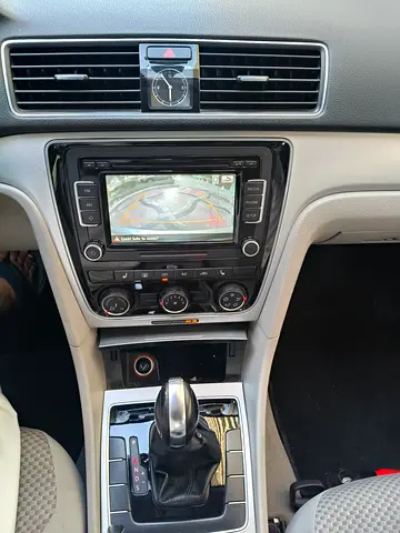 Volkswagen Passat SE - GCC Singal Owner Low Mileage With Excellent Condition