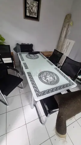 Table Versace