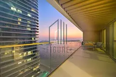 Luxury 2-Bedroom Apartment, Full Palm View, Emaar Beachfront,Ready to move