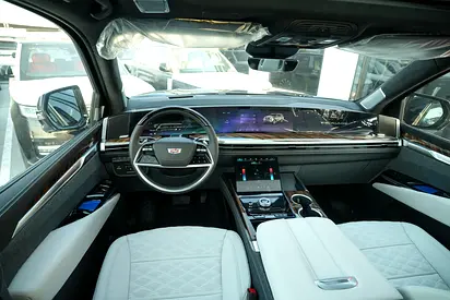 صورة 9 لـ 2026 Cadillac ESCALADE