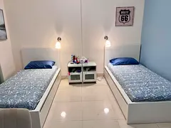 Executive Bed Space Available Immediately near to Sharaf DG Metro, Bur Dubai (Ladies Apartment)