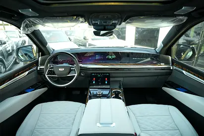 صورة 8 لـ 2026 Cadillac ESCALADE