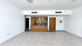 Vacant-Motivated Seller-With Terrace-Chiller Free
