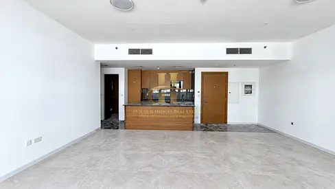 Vacant-Motivated Seller-With Terrace-Chiller Free