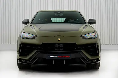 2024 Lamborghini URUS photo 2