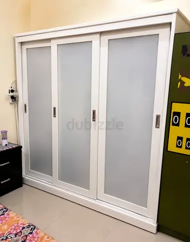 White 3-Door Sliding Wardrobe with Frosted Panels - Good Condition