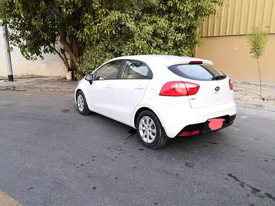2014 KIA RIO photo 5
