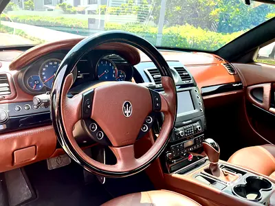 صورة 4 لـ 2012 Maserati QUATTROPORTE