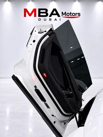 صورة 9 لـ 2024 Lamborghini REVUELTO