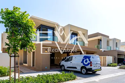 BRAND NEW | VACANT | SPACIOUS LAYOUT |