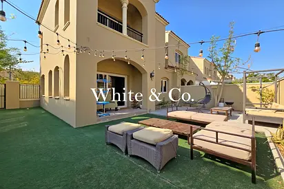 Vastu_Ready to Move_Close to Pool & Park
