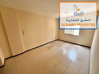 ستوديو للإيجار السنوي في الراشدية عجمان شارع المرور القديم – خلف جراند مول للعائلات مطبخ شبه منفصل وتكييف مركزي الصيانة على المالك الإيجار السنوي 20,0