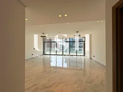 3BR Apartment | Royal Regency | Downtown City Views | Modern Finishes