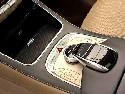 صورة 9 لـ 2016 Mercedes-BENZ S-CLASS MAYBACH