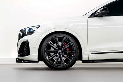 2024 AUDI SQ8 photo 6