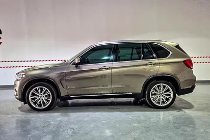 صورة 4 لـ 2017 BMW X5