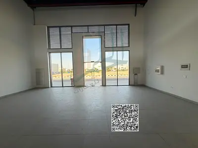 Showroom & Warehouse for Rent in Industrial Area 18, Sharjah | 4,650 Sq Ft | 33 KW Electricity | 4 Payments