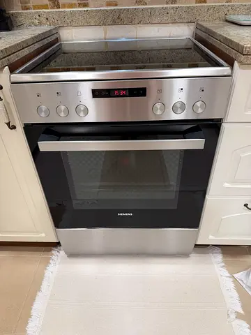 Siemens stainless steel electric cooker must go