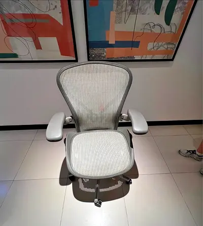 Free Delivery- Herman Miller Ergonomic Mesh Office Chair – Light Grey, Good Condition