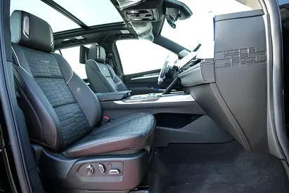 2026 Cadillac ESCALADE — миниатюра 13