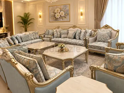 Elegant Classical Style Living Room Sofa Set with Coffee Tables