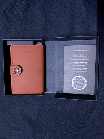 Dont Waste My Time Finel & Fix Price Originl Cardprotector Leather Wallet - Brown, RFID Protection