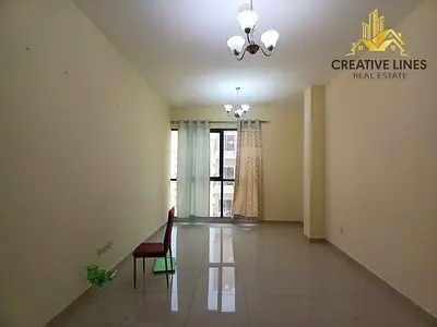 VERY SPACIOUS//FAMILY BUILDING//NEAR POND PARK