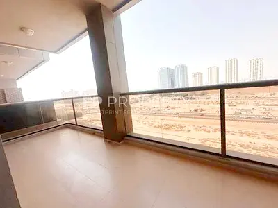 Spacious | Bright | Mid Floor | Fully Furnished
