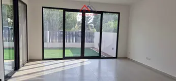 Garden View 4BR Villa | Jebel Ali Village Townhouses | Private Yard