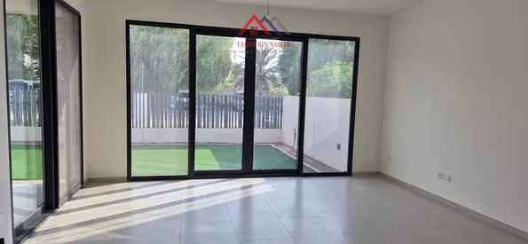 Garden View 4BR Villa | Jebel Ali Village Townhouses | Private Yard