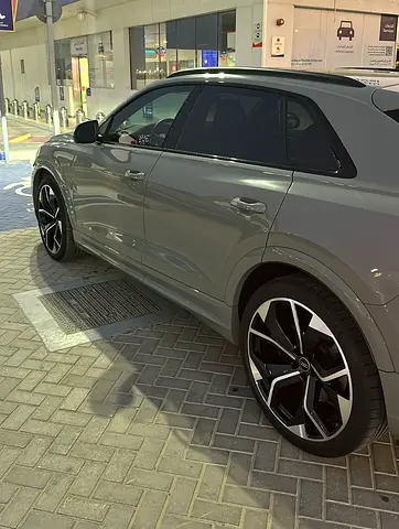 2022 AUDI RS Q8 photo 3