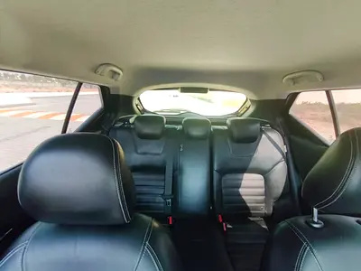 2017 Nissan KICKS 照片 13