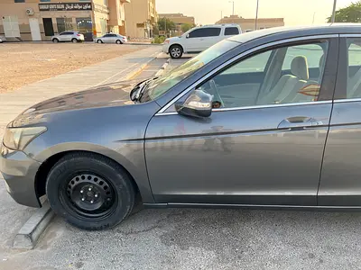 Honda Accord 2012 GCC Specs - Good Condition