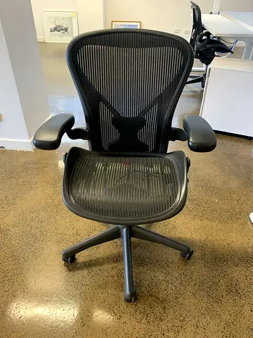 .Professional Herman Miller Aeron Classic Chair Size B Fully Loaded