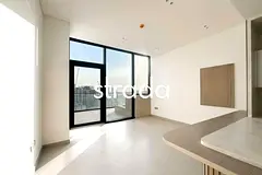 UNFURNISHED | VACANT | UPGRADED