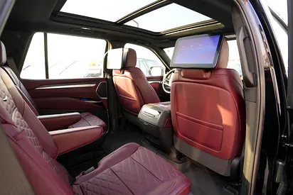 2026 Cadillac ESCALADE — миниатюра 15