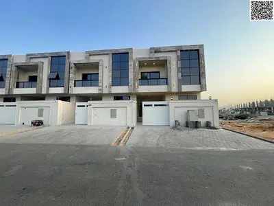 بسعر شامل رسوم التسجيل تملك فيلا الأحلام و استثمر بأسلوب راقي في فيلا فاخرة موقع استراتيجي بالقرب من شارع الشيخ محمد بن زايد وجميع الخدمات تملك حر