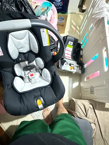 Infant car seat with base - good condition