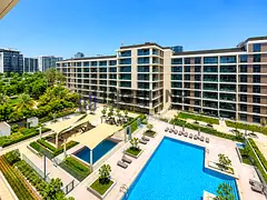 Upgraded 2BR| Full Pool&Park View | Negotiable