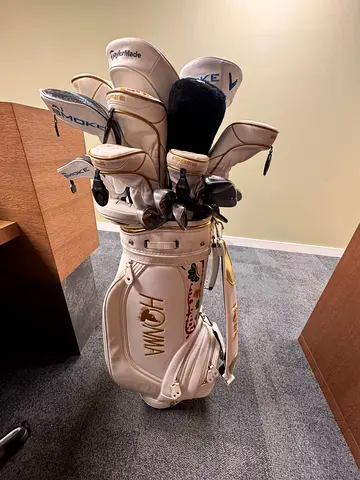 Selling Full Set of Honma Golf Clubs with Bag and Headcovers - Good Condition-Please send your offer