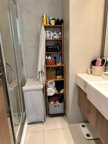 Bathroom cabinet