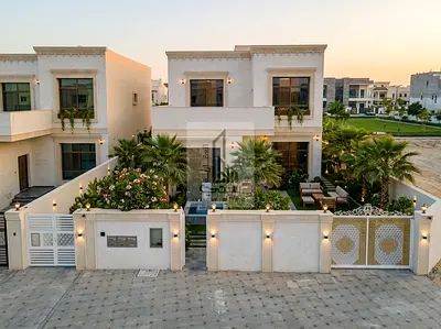 Modern 4-bedroom freehold villa (registration fees included)
