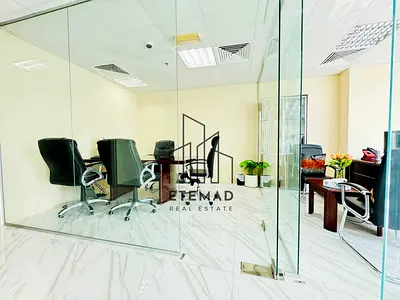 Multiple cheques / Ready move in Fully Furnished, Bright Unit, Vacant, Spacious