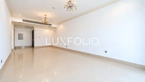 Large Layout | Unfurnished | Vacant October