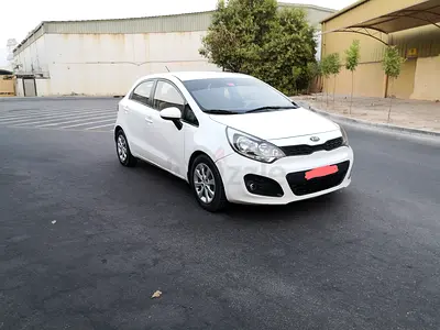 Kia Rio 2014 GCC Specs - Original paint, no accident