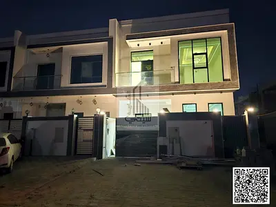 تاون هاوس مميز مع رووف للبيع في عجمان