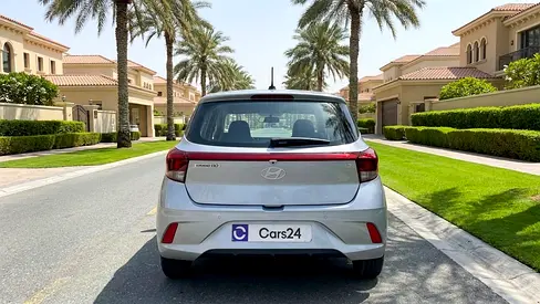 2024 Hyundai GRAND I10 — фото 4