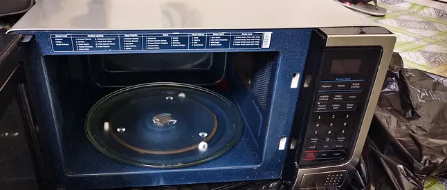 Samsung microwave oven - 32 litre