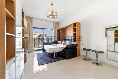 12 CHEQUES | Spacious Layout | Family-friendly