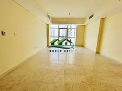 Spacious 1BR Road View High Floor Vacant Now